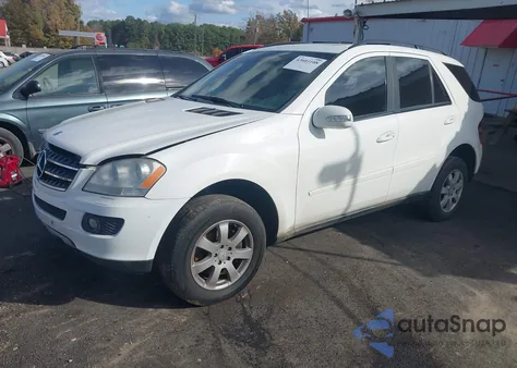 2007 Mercedes-Benz Ml 350 4Matic z USA, uszkodzony, nr VIN 4JGBB86E77A215959